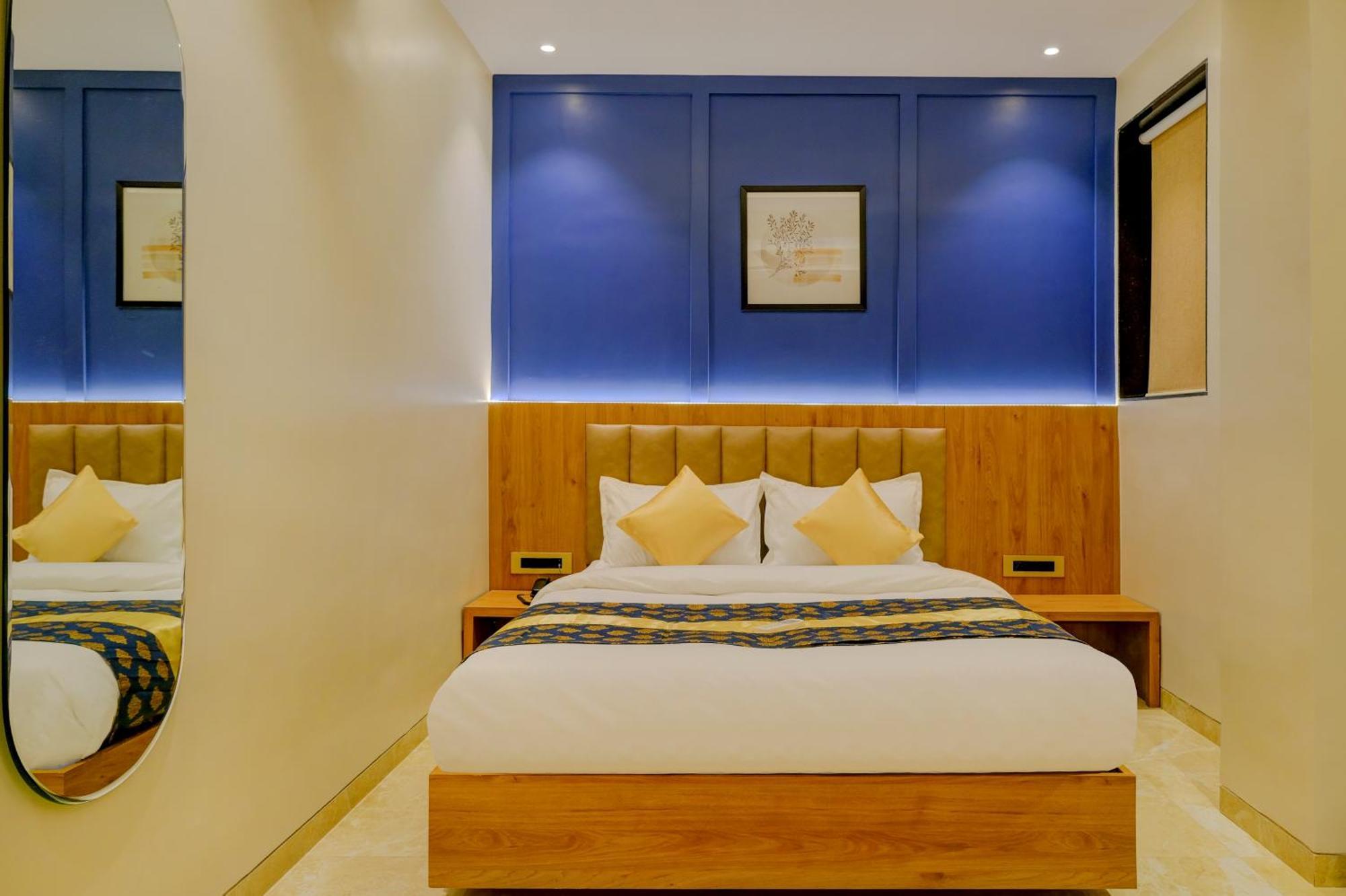Metropolis Business Hotel パナジ エクステリア 写真